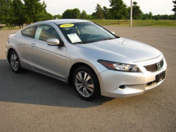 Wholesale Car Dealership selling cars to retail car dealers